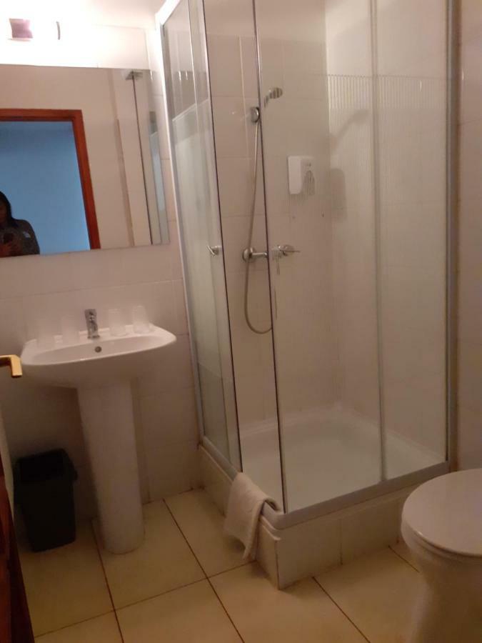 Bed and Breakfast Tavi Panzio Es Etterem Верешедьхаз Экстерьер фото